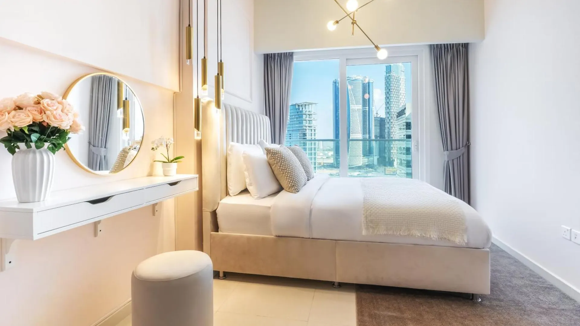 Stylish Apartment With Yacht View Close To Dubai Mall