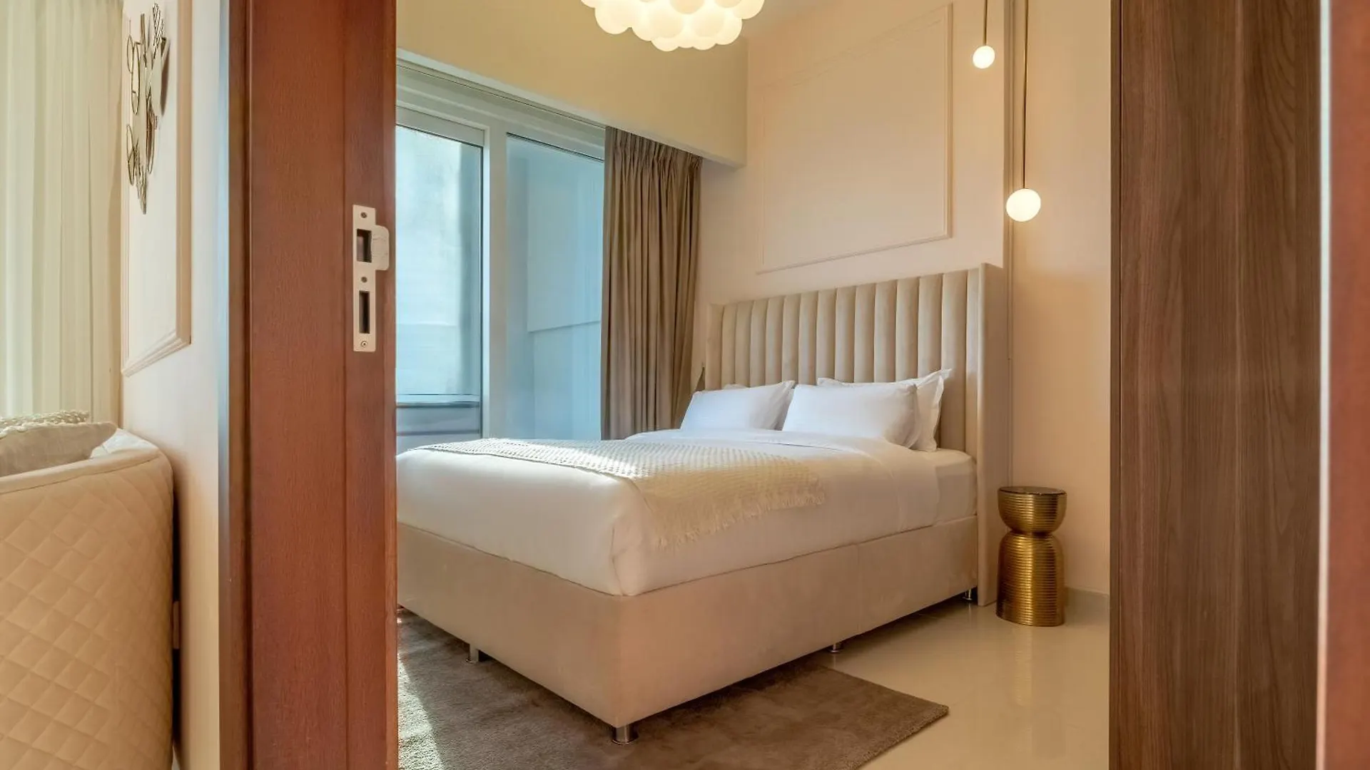 Stylish Apartment With Yacht View Close To Dubai Mall