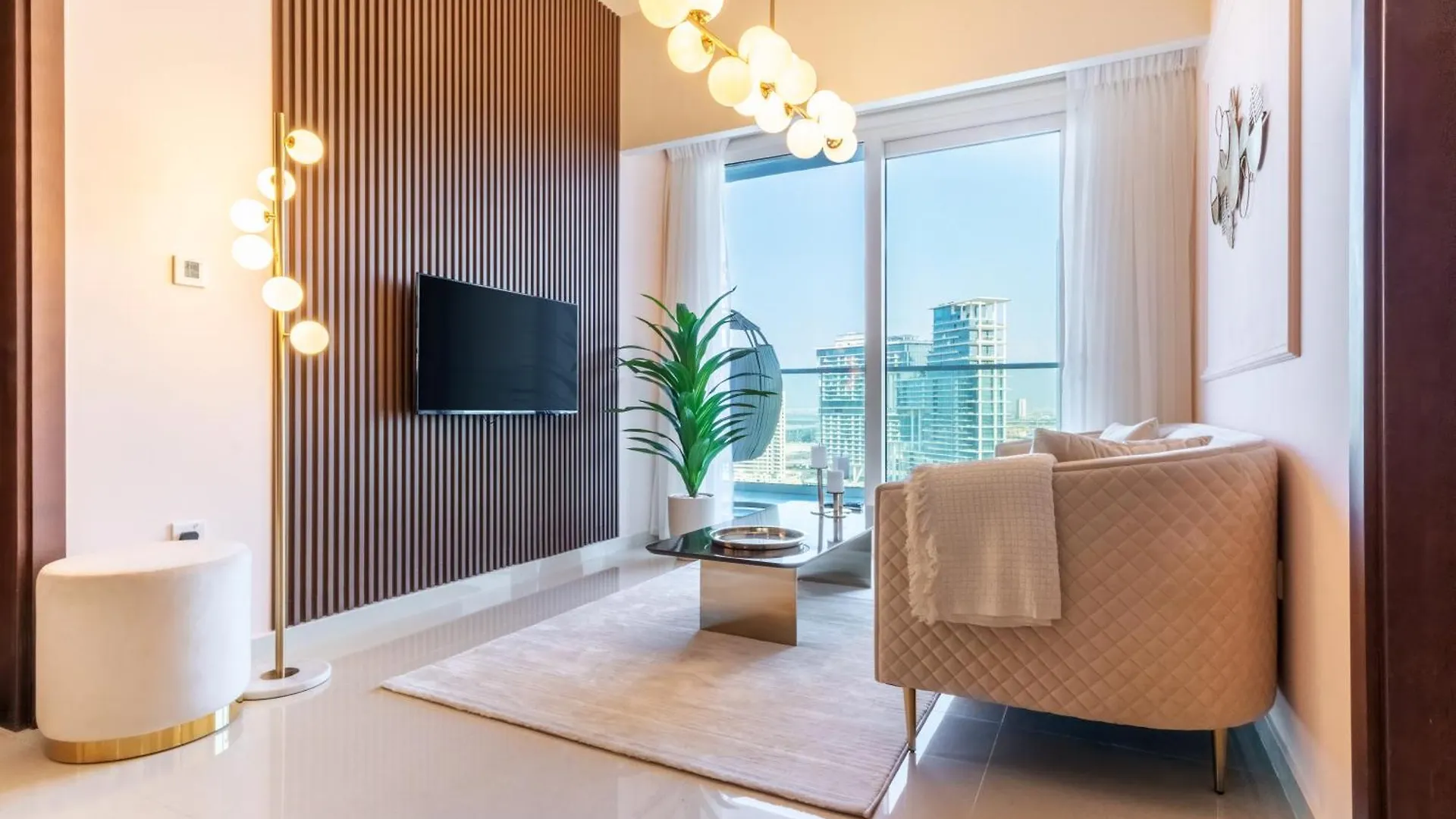 Stylish Apartment With Yacht View Close To Dubai Mall