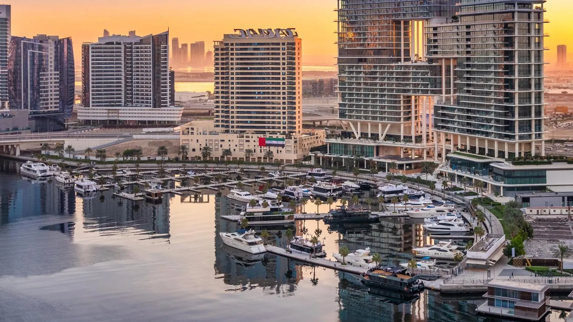 Stylish Apartment With Yacht View Close To Dubai Mall